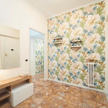 Stanzione 11 - Charming Flat In The Heart Of Vomero Naples Exterior photo