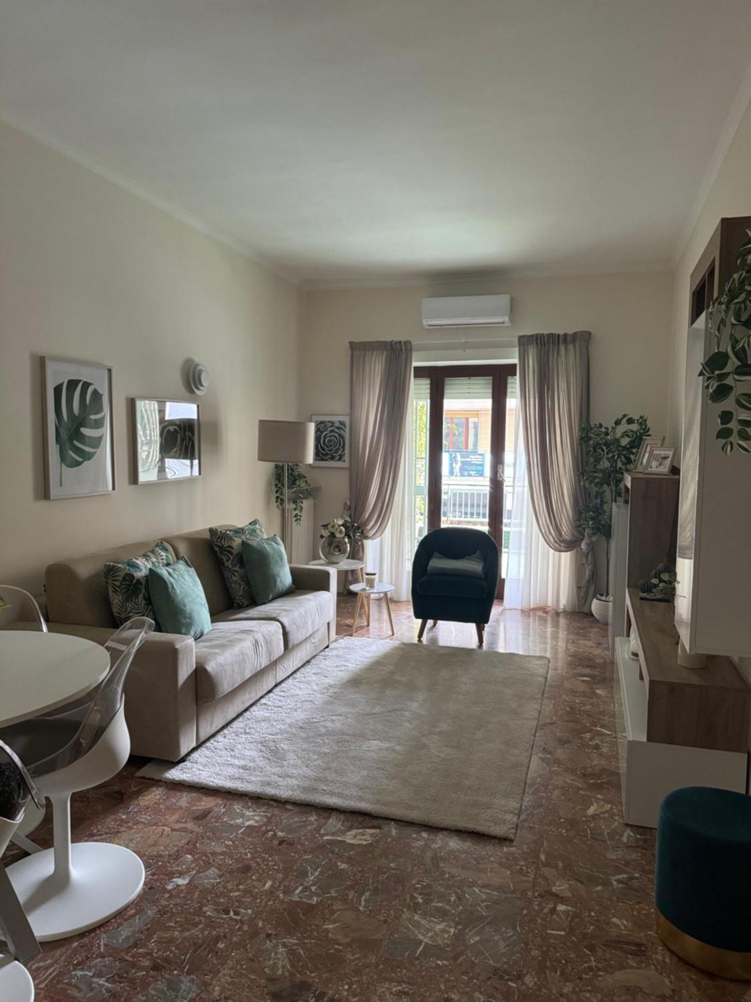 Stanzione 11 - Charming Flat In The Heart Of Vomero Appartamento *